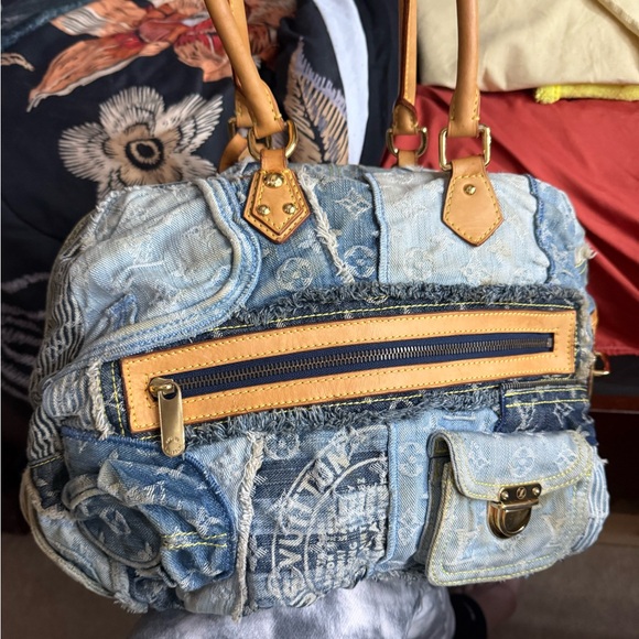 Authentic Louis Vuitton Bowly Limited Edition Denim Patch Bag - Picture 2 of 16